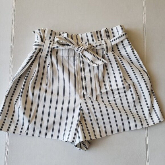 Zara trf Striped Paperbag Shorts - Picture 2 of 6